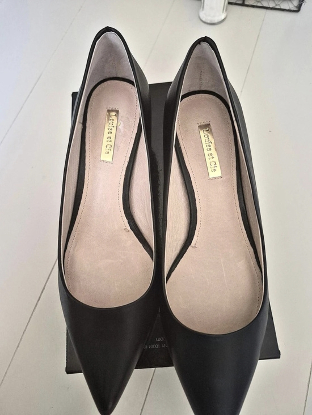 Louise et Cie Jacoba Kitten Heel Pump Pumps Black